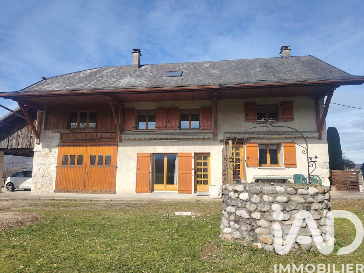 maison à Entrelacs