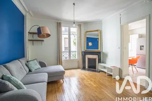 Apartment in Paris (75018)