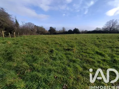 Building plot in Jazeneuil (86600)