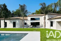 House in Mougins (06250)