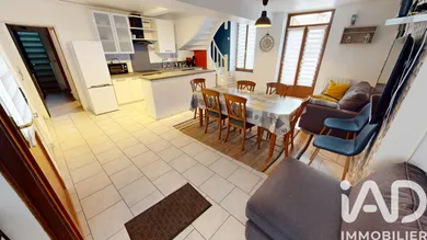 Townhouse in Moret-Loing-et-Orvanne (77250)