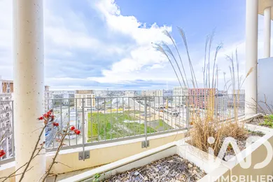 Duplex à Bordeaux (33800)