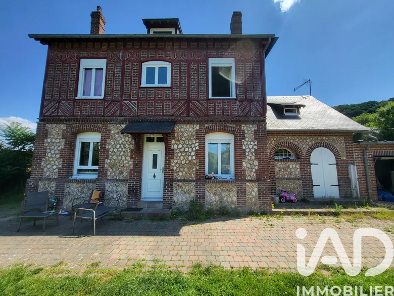 Maison 8 pièces 132 m² · à Toutainville · 132 m² · 199 000 €