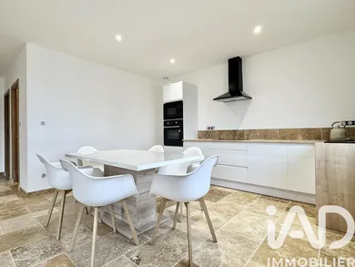 Detached house in Aiglemont (08090)