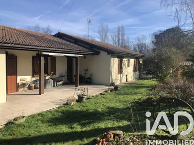 House in Saint-Martin-de-Laye (33910)