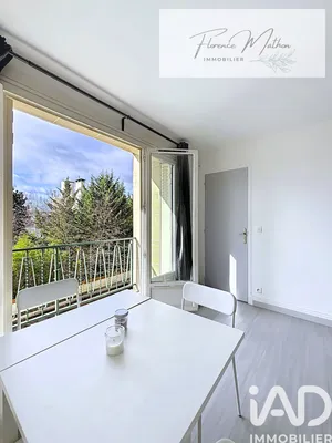 Apartment in Saint-Maur-des-Fossés (94100)