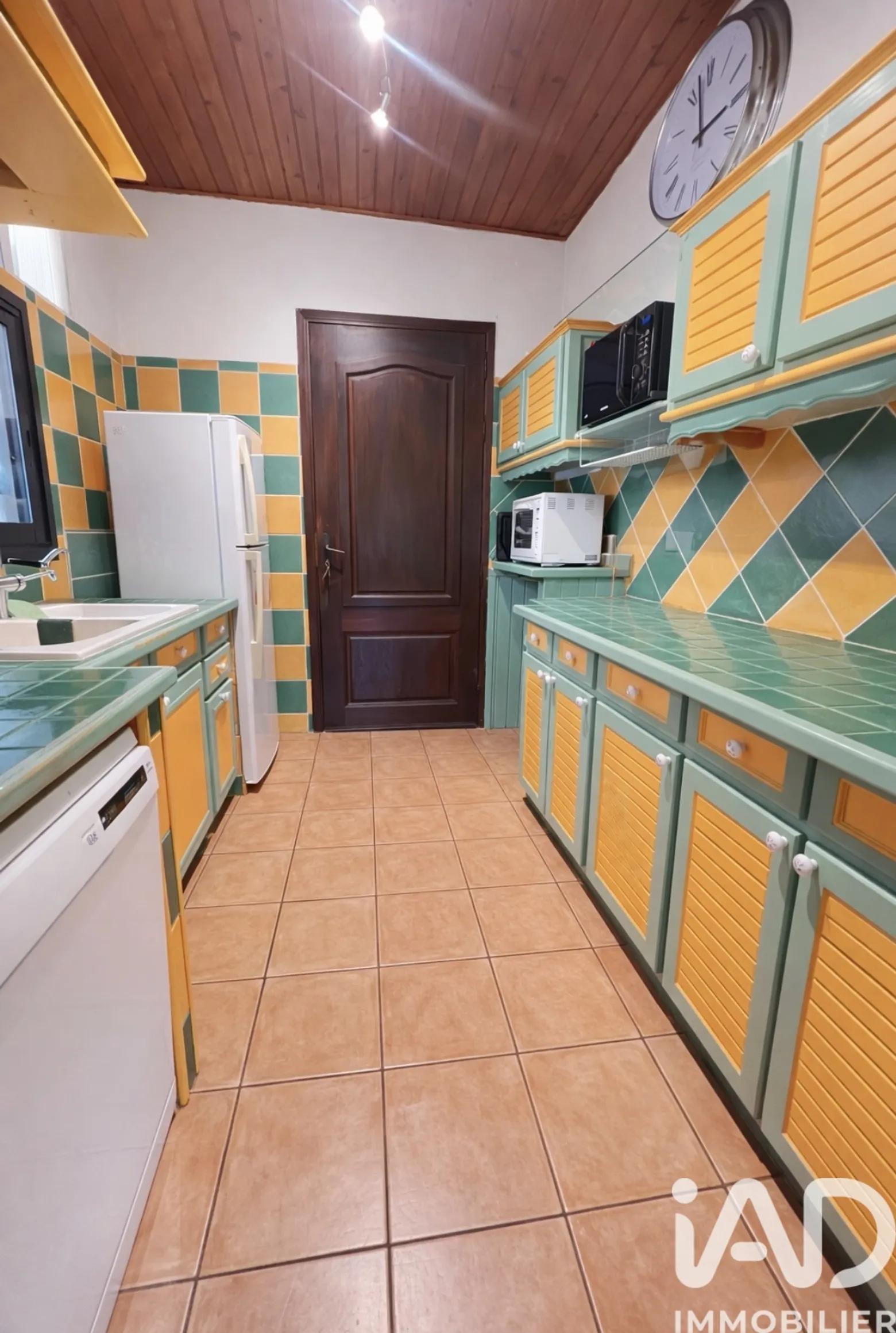 Vente maison à Le Rouret (06650) : maison 3 pièces 148 m² — 3