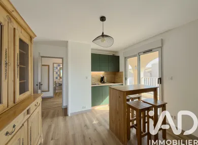 Apartment in Hyères (83400)