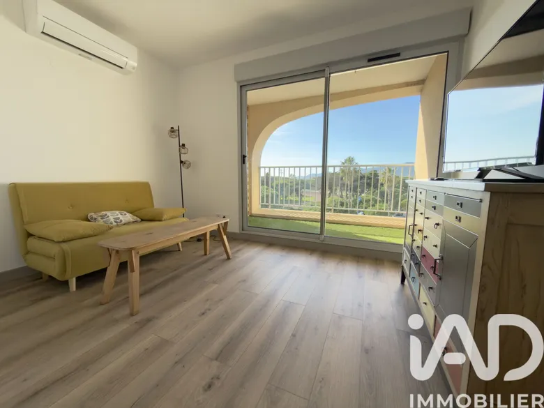 Appartement 2 pièces 47 m² · à Hyères · 47 m² · 335 000 €