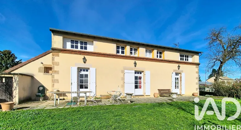 Maison 6 pièces 162 m² · à Franchesse · 162 m² · 198 000 €