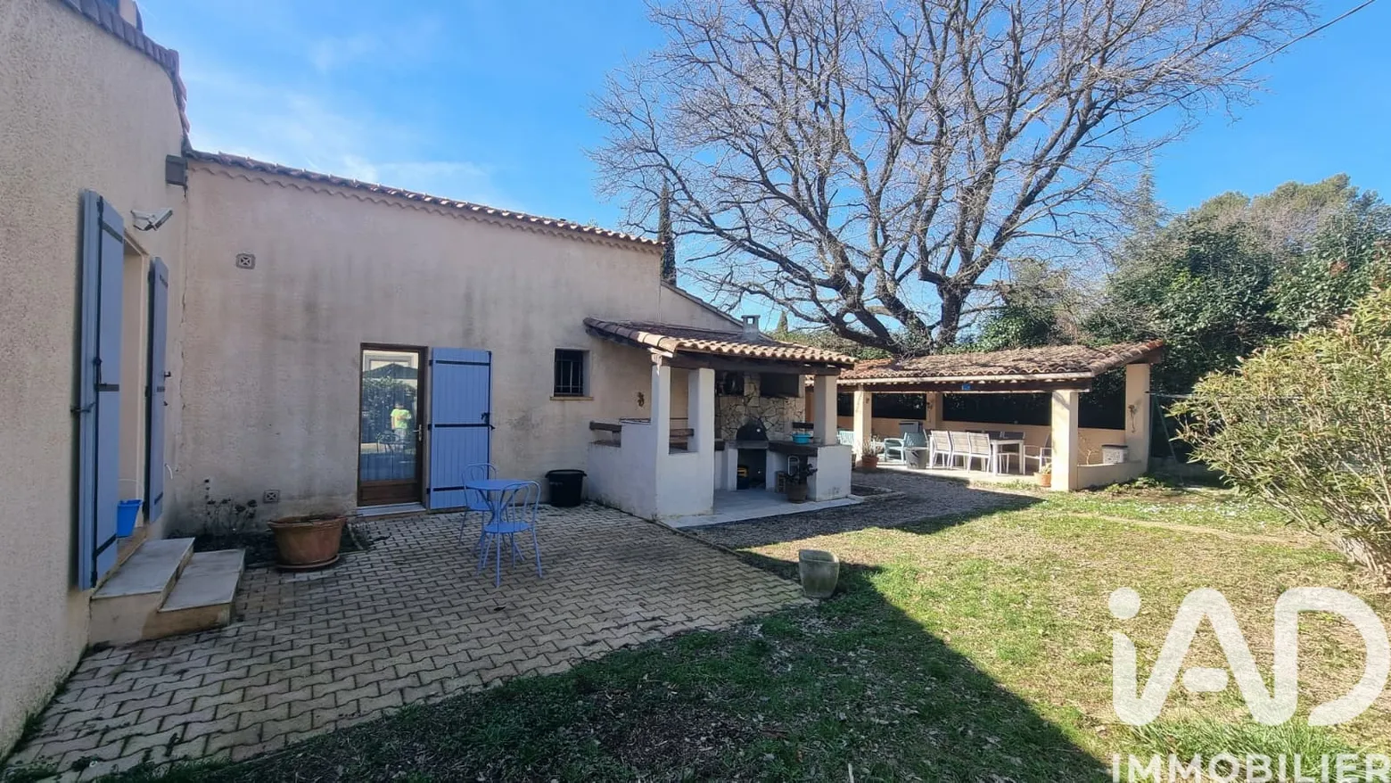 Vente maison à Pourrières (83910) : maison traditionnelle 6 pièces 198 m² - 2105996 — 3