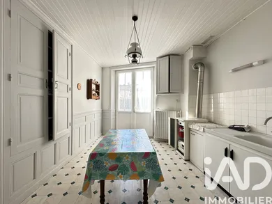 Maison de ville à Sauzé-Vaussais (79190)