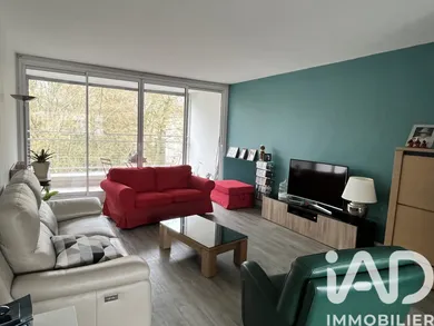Apartment in Vaux-le-Pénil (77000)