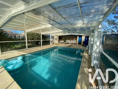 Maison traditionnelle à Bédarrides (84370)