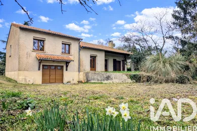 Maison traditionnelle à Saint-Julien-l'Ars (86800)