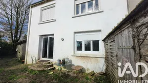 Traditional house in Roudouallec (56110)