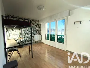 Studio in Angers (49100)