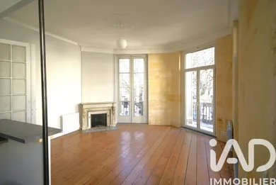 Apartment in Bordeaux (33000)
