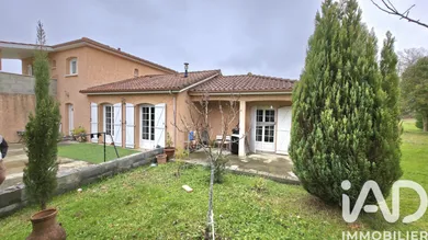 Maison à Buros (64160)