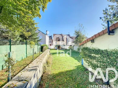 Townhouse in Fère-Champenoise (51230)