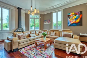 Maison à Saint-Médard-en-Jalles (33160)