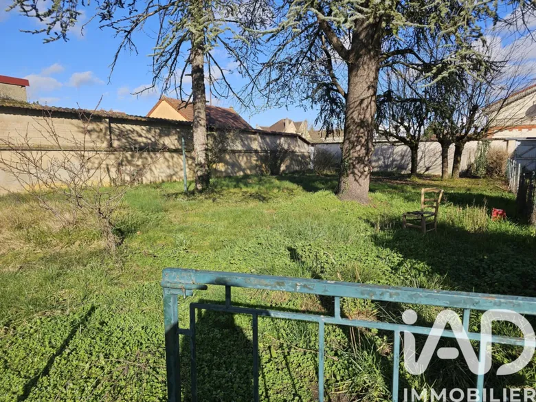 Terrain à bâtir à Migennes (89400) · 50 000 €