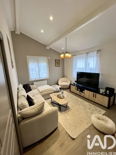 Traditional house in Saint-Rémy (71100)