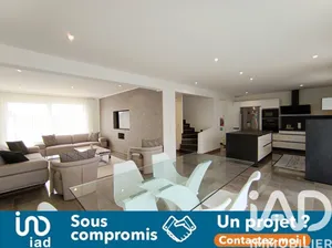 Pavillon à Sarraltroff (57400)