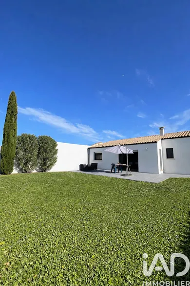 Village house in Montroy (17220)