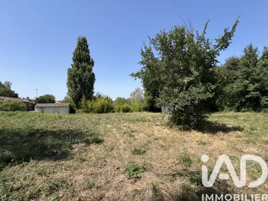 Building plot in Targon (33760)