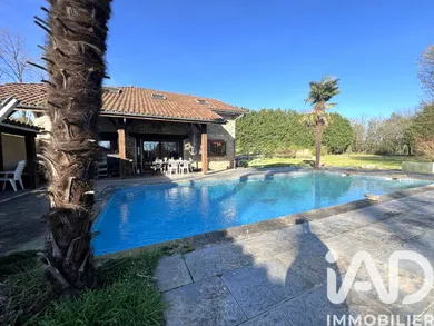 House in Saint-Cricq-Villeneuve (40190)