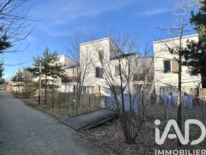 Apartment in Saint-Jean-de-Braye (45800)