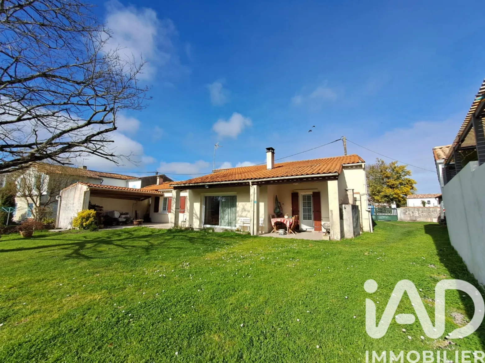 Vente maison à Étaules (17750) : maison 5 pièces 122 m²