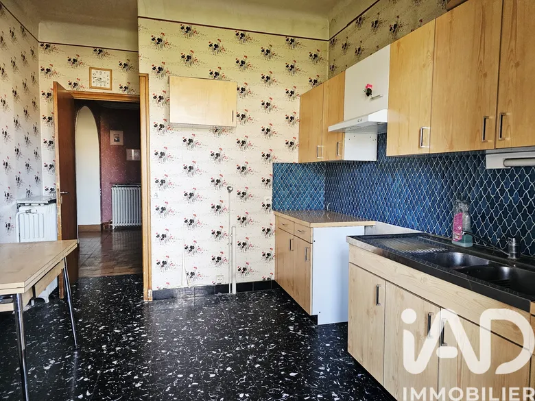 Appartement 3 pièces 102 m² · à Migennes · 102 m² · 90 000 €