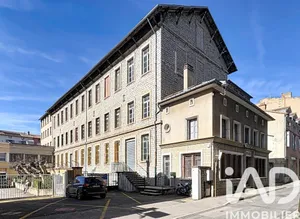 Immeuble à Millau (12100)