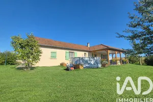 Detached house in Éclaron-Braucourt-Sainte-Livière (52290)