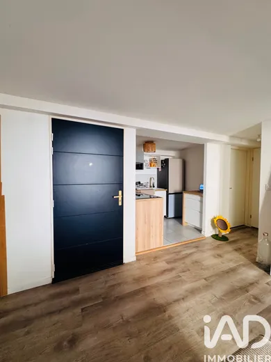 Apartment in Bourg (33710)