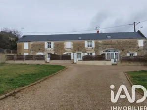 Traditional house in Chinon (37500)