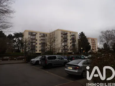 Apartment in Ris-Orangis (91130)