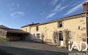 Maison de campagne à Mervent (85200)