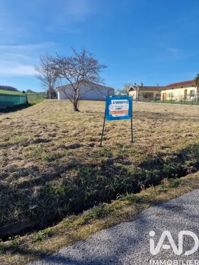 Building plot in SAINT-VICTOR-ROUZAUD (09100)
