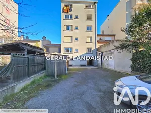 Building in Toulouse (31300)