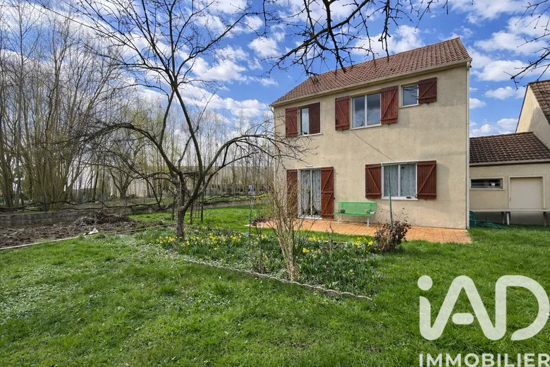 Maison 4 pièces 105 m² · à Étampes-sur-Marne · 105 m² · 184 000 €
