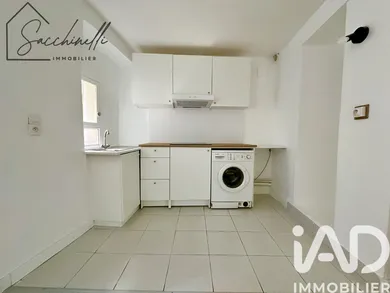 Apartment in Le Beausset (83330)