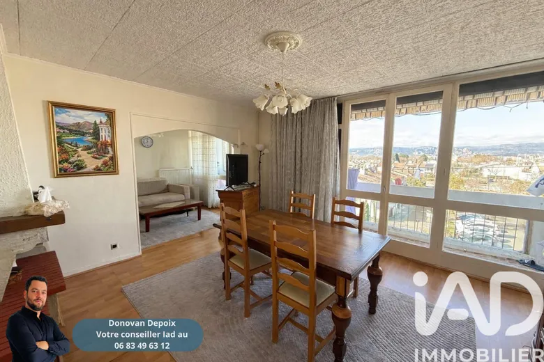 Appartement 5 pièces 95 m² · à Valence · 95 m² · 75 000 €