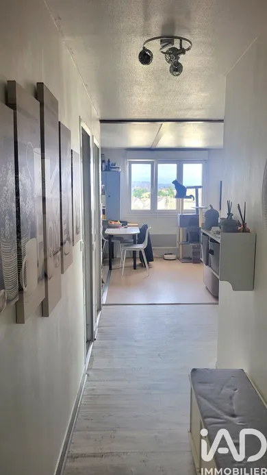 Apartment in Pontoise (95300)