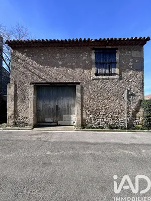 Barn in Fleury (11560)