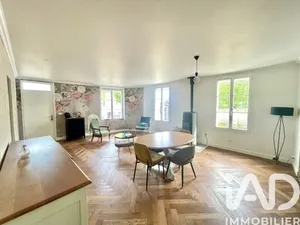 Maison à Saint-Yzan-de-Soudiac (33920)