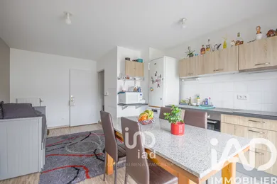 Appartement à Saint-Léger-du-Bourg-Denis (76160)
