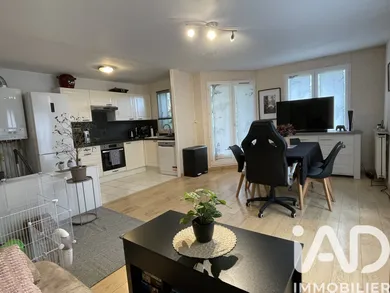 Appartement à Savigny-le-Temple (77176)